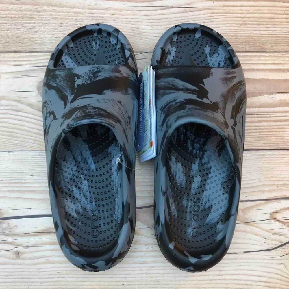 Crocs Mellow Marbled Slide - Picture 15 of 16